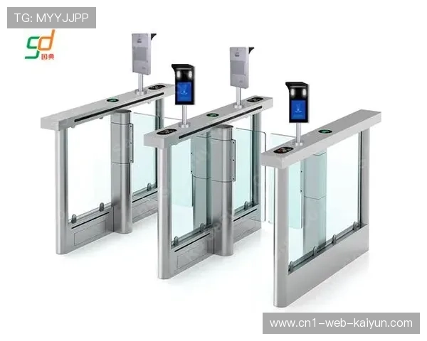 生物识别技术与闸机控制链条完全打通 极大优化了高峰期无感入场流程